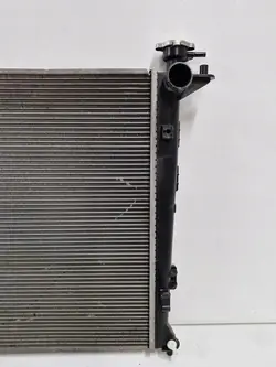 KIA CARENS 4 IV 1.7 CRDI Radiateur d'Eau 25310A4560