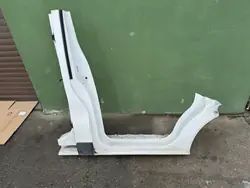 Seuil de porte droit OEM PRAWY PRZESUWNY PRZEDNI Renault Trafic