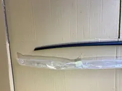 Joint de pare-brise avant gauche OEM 5H0854327A Volkswagen