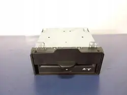 Jeep Cherokee KL CD-vaihtaja Lukija OEM 68273966AA