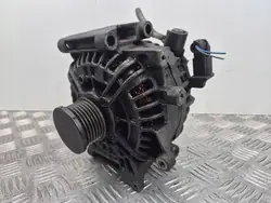 Vaihtovirtageneraattori Mercedes-Benz A0131540002