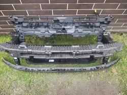 VW GOLF VIII 8 Refuerzo Frontal 5H0