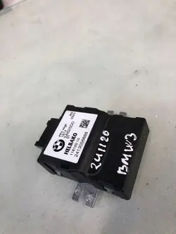 BMW Bränslepumpsstyrenhet OEM 24130566888 2.0L