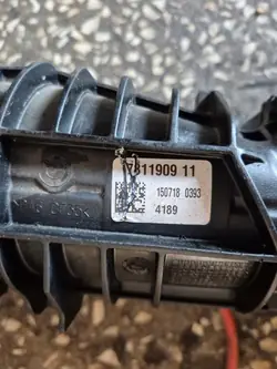 Coletor admissão N57 3.0D/3.5D - OEM 7811909