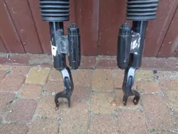 Amortisseur pneumatique avant OEM A2943202301 Mercedes