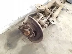 Poutre arrière Toyota Auris OEM ARA275465 - Occasion