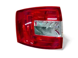 Luz trasera izquierda para Skoda Octavia III 13-16