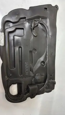 Isolamento acústico porta dianteira esquerda OEM 12785248