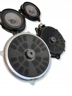 Infiniti G37 dörrhögtalare OEM 28060JK61A Bose