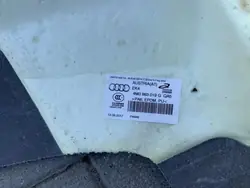 Audi Q7 4M Fußmatte OEM 4M0863019C - Gebraucht