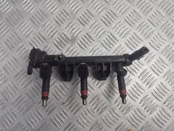 Rampe d'injection Skoda Fabia Mk1 OEM 03D133319C