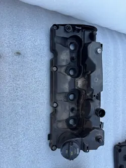 Venttiilikansi OEM 03L103469S VW SKODA AUDI 2.0 TDI