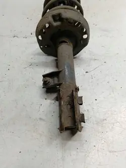 Oikea etujousi OEM 546602R250S2