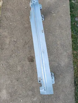 Puskimen Vahvistus Etu AUDI Q7 4M0807109C