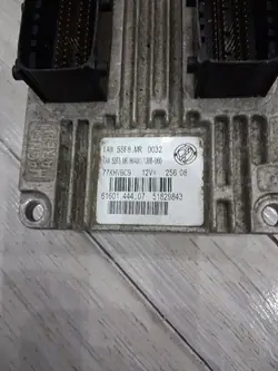 Unité de contrôle moteur Fiat 500 51829843 IAW 5SF8