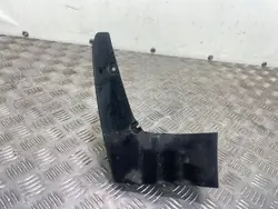Subaru OE SPN0002920 Takaoikea oikea lokasuoja