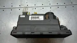 Keskitulppapumppu OEM 01 Mercedes-Benzille