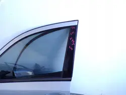 Porta dianteira esquerda OEM GORLICE Mercedes W211