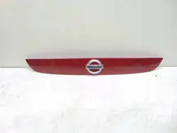 Barre d'éclairage plaque arrière OEM 908121KA - Nissan Juke