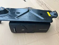 Cambiador CD Blaupunkt OEM 7607700006 para Skoda Octavia I