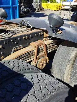 Hintere Parabelfeder OEM 81.43402-6735 für MAN TGS/TGA