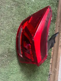 Luz traseira esquerda LED VW T-ROC LIFT OEM 2GA945095D