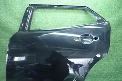 Porta traseira esquerda OEM 5642 VIP para Peugeot 2008 II
