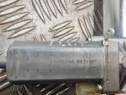 Moteur de siège avant droit BMW OE 8321087 pour Série 5