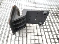 Jousituskiinnike OEM 1882450 DAF CF FA 370:lle