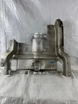 Mercedes GLS 167 Wärmedämmung A1676807308