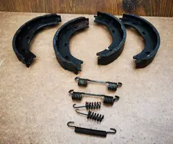 Ressorts d'étrier Mercedes R107 - OE d'occasion