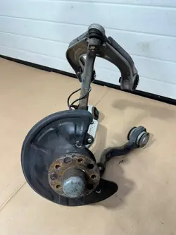Mangueta delantera izquierda OEM A2303300138 Mercedes SL R230