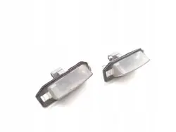 Luz traseira da placa Mitsubishi Outlander 2015