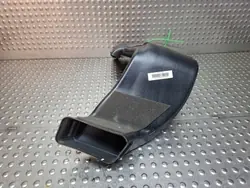 Conduit d'admission d'air gauche OEM S26372957 Audi E-Tron GT