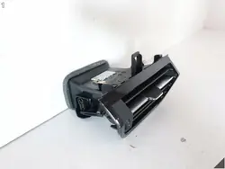 Grille de ventilation Audi OE 66706812 côté droit