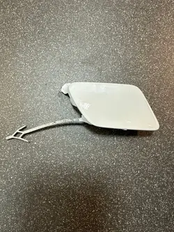 AUDI A3 8V Tapón de Parachoques Delantero OE 8V3807241C