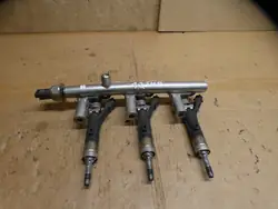 PEUGEOT 308 T9 Fuel Rail with Injector 1.2 THP