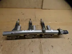 PEUGEOT 308 T9 Brandstofrail met Injector 1.2 THP