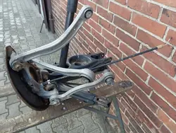 OEM ZWROTNICA WAHACZE PRAWY TYL MERCEDES W204 CDI