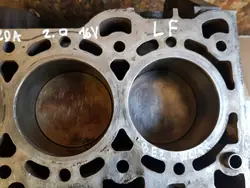 Bloc moteur inférieur OEM mercedes413 pour Mazda 6 GG 2.0 16V LF
