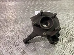 UTO38212 Moyeu de roue avant pour Ford Focus 2006