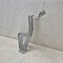 Support d'aile avant gauche Audi E-Tron 4KE OEM 4KE803503