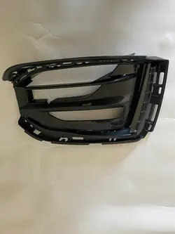 Copertura griglia paraurti destro BMW F40