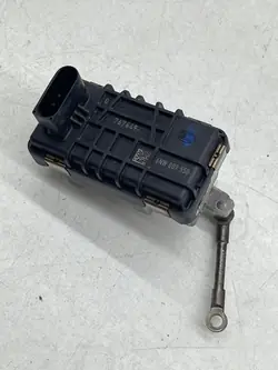 Audi Turboaktuaattori OEM 6NW009550 A8 A6 A7 C7 3.0 TDI