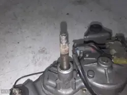 Motor de limpiaparabris Mazda 6 2005
