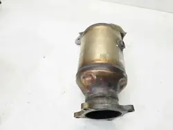 Catalyseur OEM 8W0254253D pour Audi A4 B9 2.0 TFSI