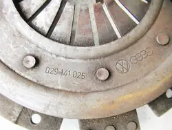 Kytkinpainelevy VW T2 2.0 B SACHS 44141025C