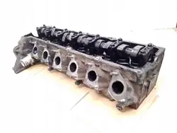 Opel Omega B1 Sylinterikansi OEM 2244250 - Käytetty
