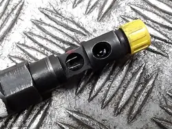 Injecteur Ford Mondeo 2003 2000tdci 2s7q9k546aj