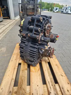 Verteilergetriebe OEM 81370007388 für MAN F2000 8x8
